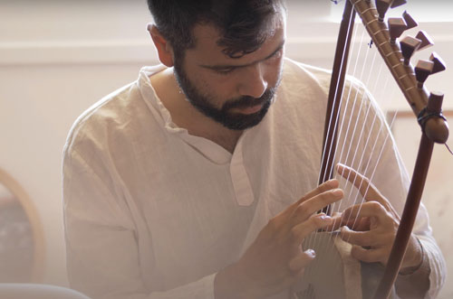 LyreAcademy.com - Online courses & lessons on ancient and early music - ancient lyre, phorminx, kithara, cithara, kitharis, citharis, pandura, sambuca, barbiton, chelys, bendir, tympanon